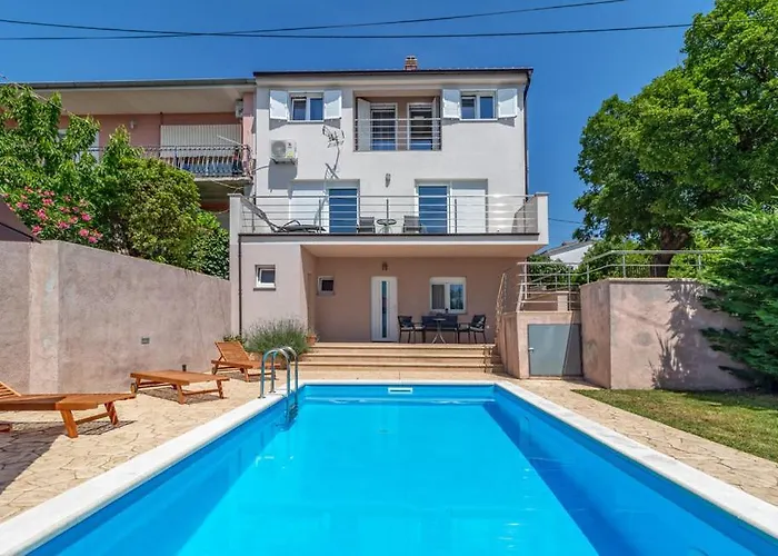 House Lavander アパート *