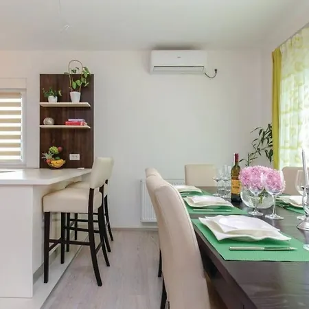 House Lavander Διαμέρισμα Šmrika