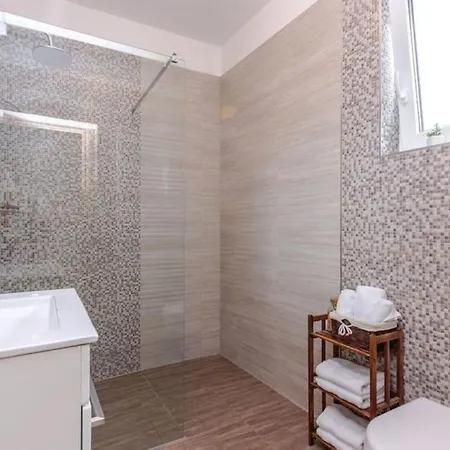 House Lavander Διαμέρισμα Šmrika