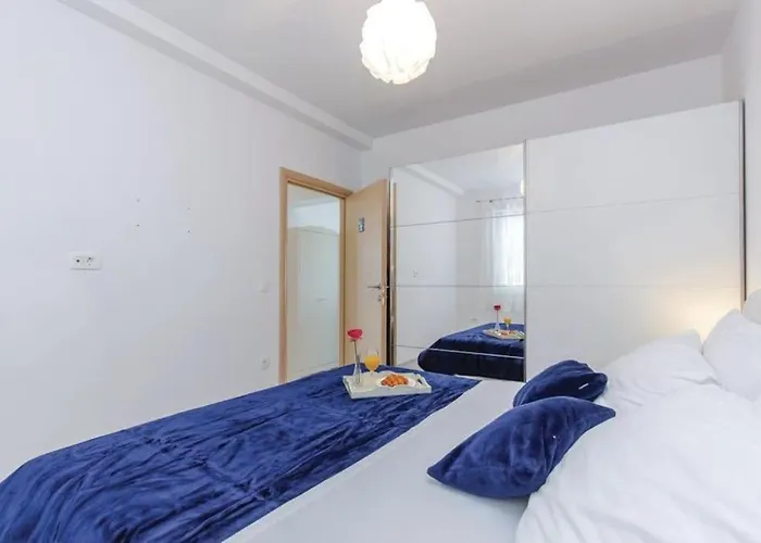 House Lavander Apartment *